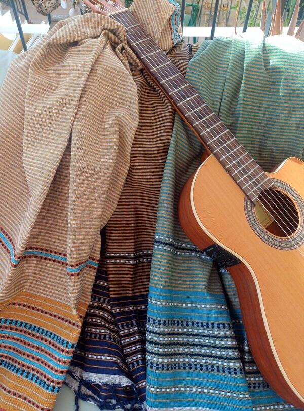 Fouta playa Gypsy en varios colores y ambiente flamenco